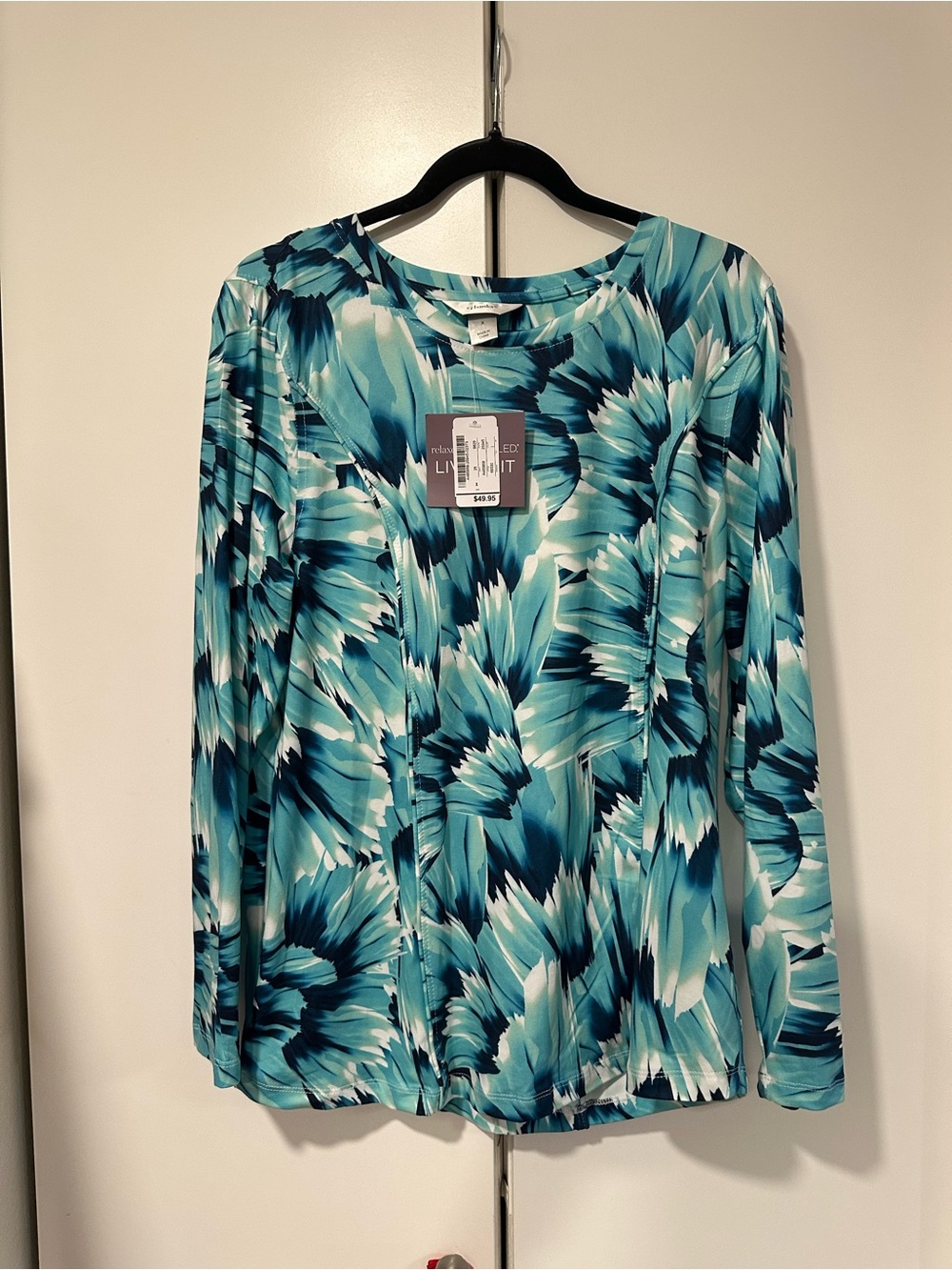 CJ Banks NWT Active Workout Sports Top Size X